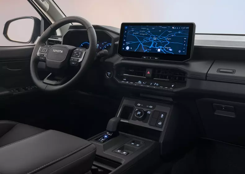 2025toyotahiluxbevint07