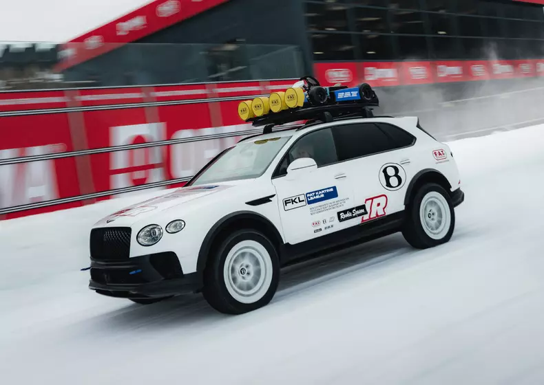 Bentayga X Concept – 13