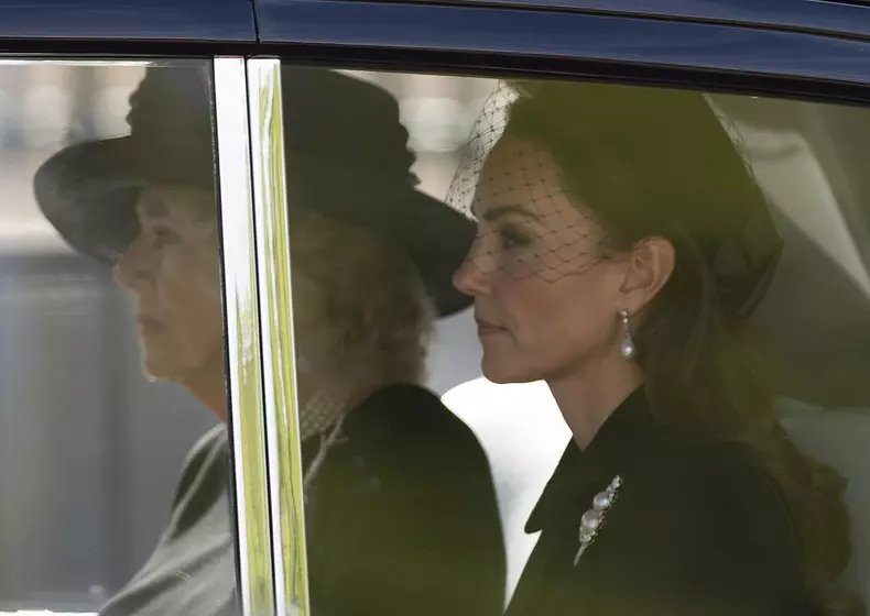 Queen Elizabeth II's coffin procession from Buckingham Palace to Westminster Hall, London, UK - 14 Sep 2022