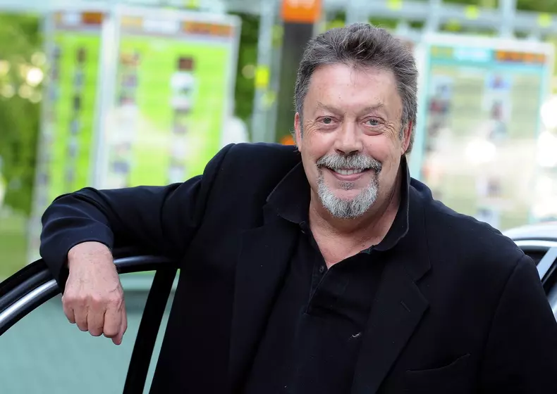 Tim Curry