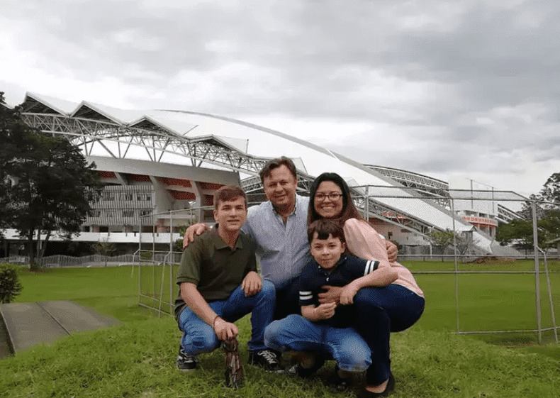 dragoș dolănescu familie2