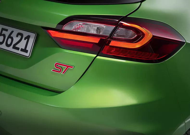 2021_FORD_FIESTA_STUDIO_ST_09