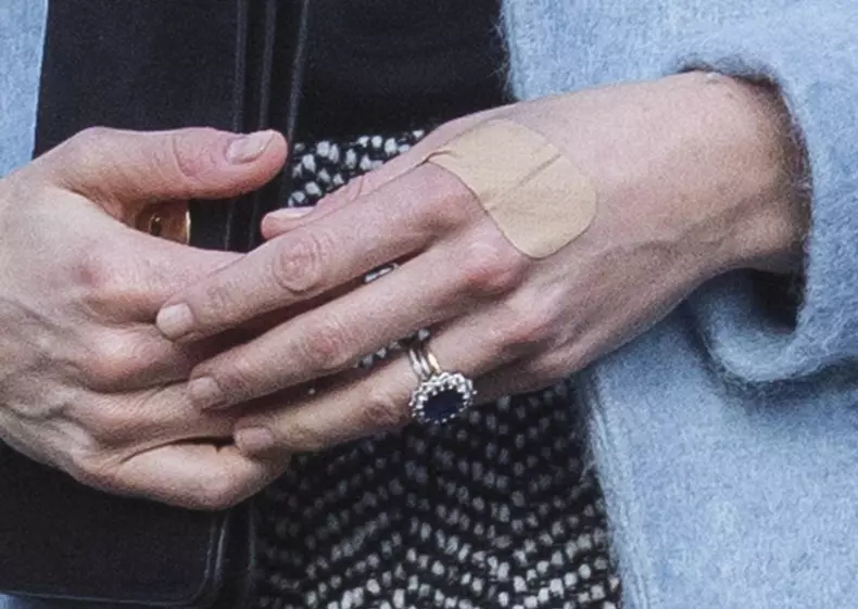 Catherine Duchess of Cambridge visit to the Nelson Trust Women's Centre, Gloucester, UK - 04 Nov 2016