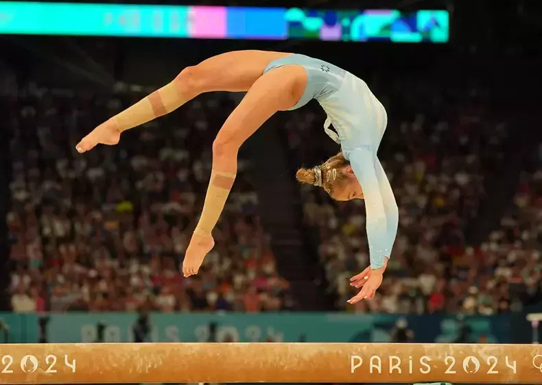 hepta_7975064-scaled-1