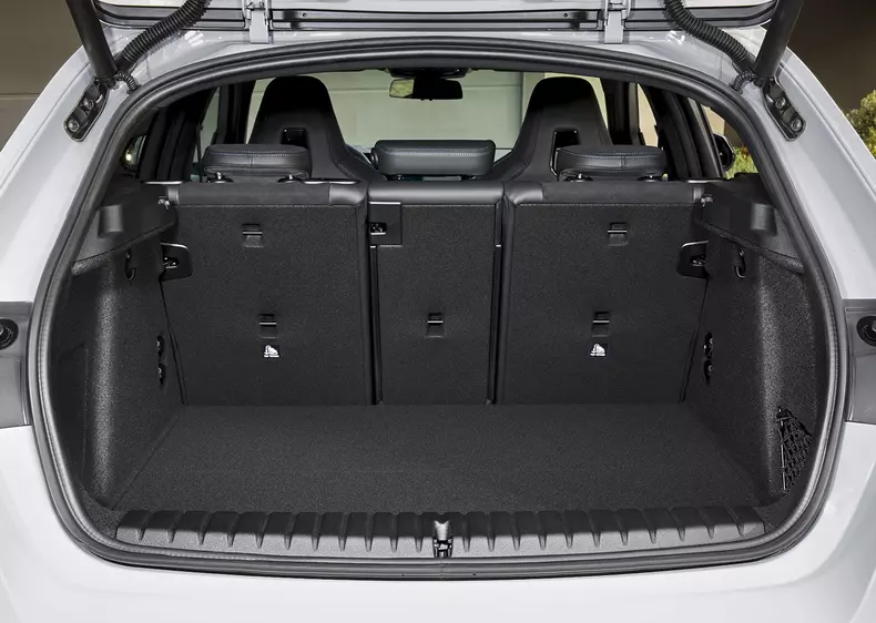 P90550968_highRes_the-all-new-bmw-m135