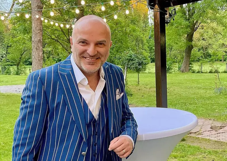 Cum arată acum fiul lui Dan Capatos. Andrei se laudă cu premii importante în tenis, la doar 12 ani