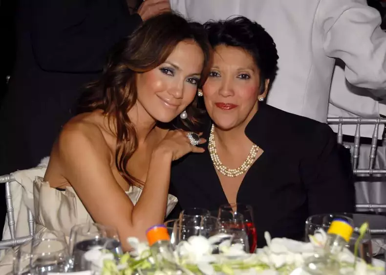 Photos-Jennifer-Lopez-Her-Mom-3-1024x728
