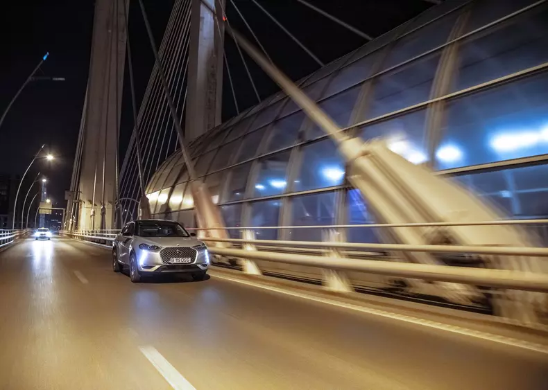 DS3 Crossback E-Tense 009