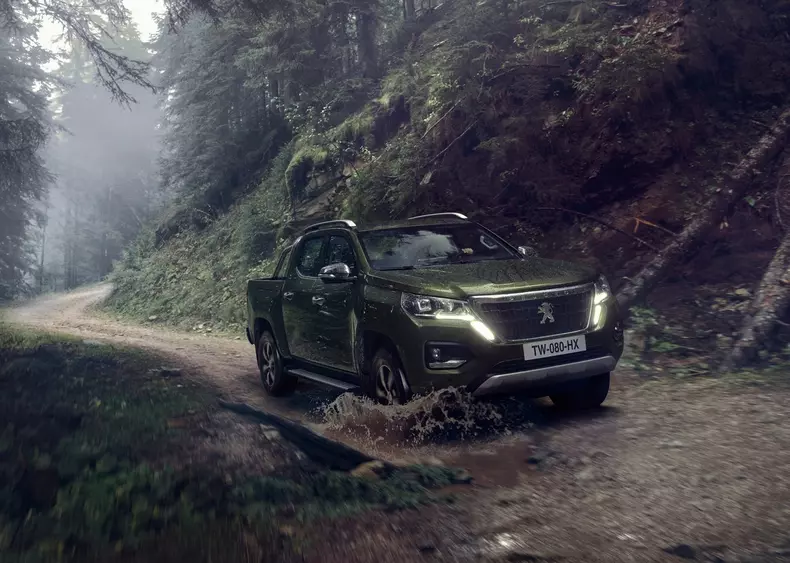 Peugeot-Landtrek-2021-1600-34