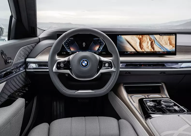 P90458249_highRes_the-new-bmw-i7-xdriv