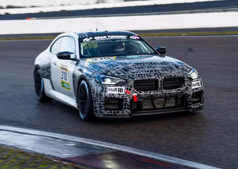 P90574214_highRes_nuerburgring-ger-18-