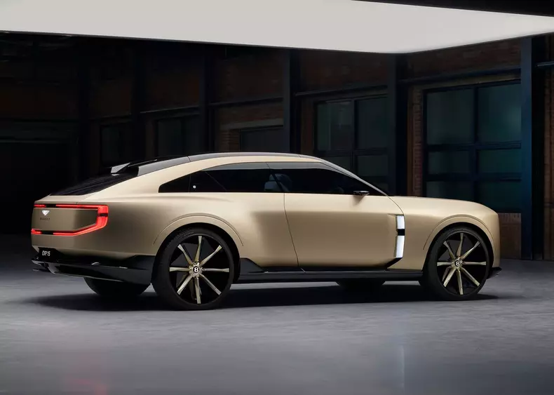 web_Bentley-EXP_15_Concept-2025-Front_Three-Quarter.5581bbdd