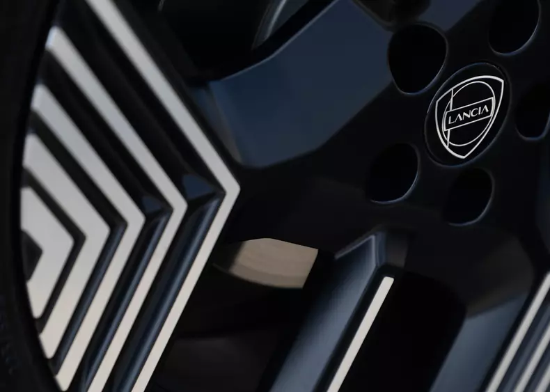 Lancia-Gamma-2027-HD-ad4878041c7901ccecc1bfaeea33f35a610866db4