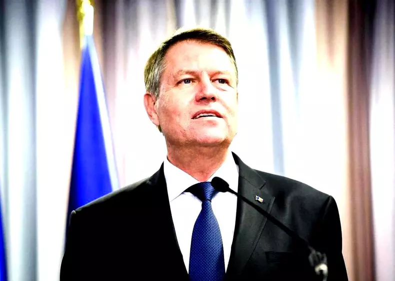 Klaus-Iohannis-4-2-1024x730