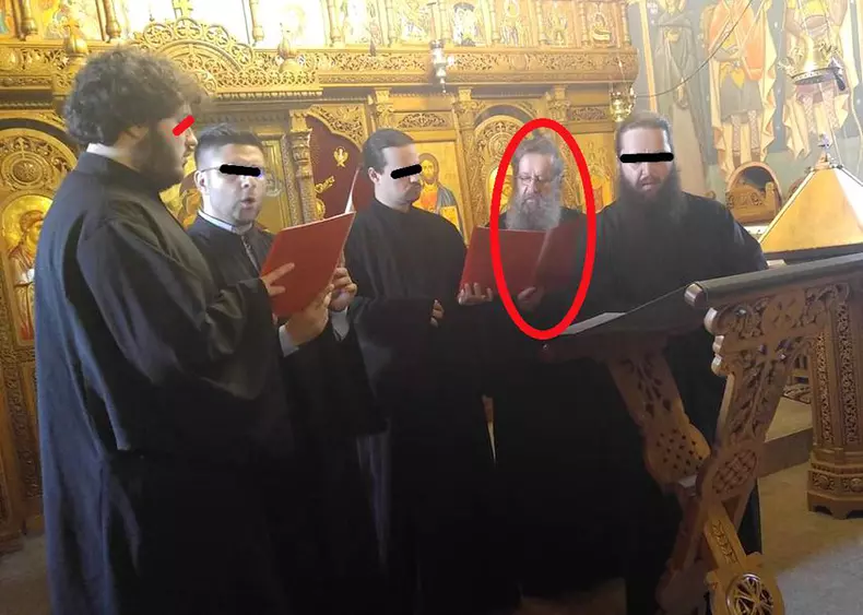 nelu-curca-La-bloc-a-luat-calea-bisericii-1-1