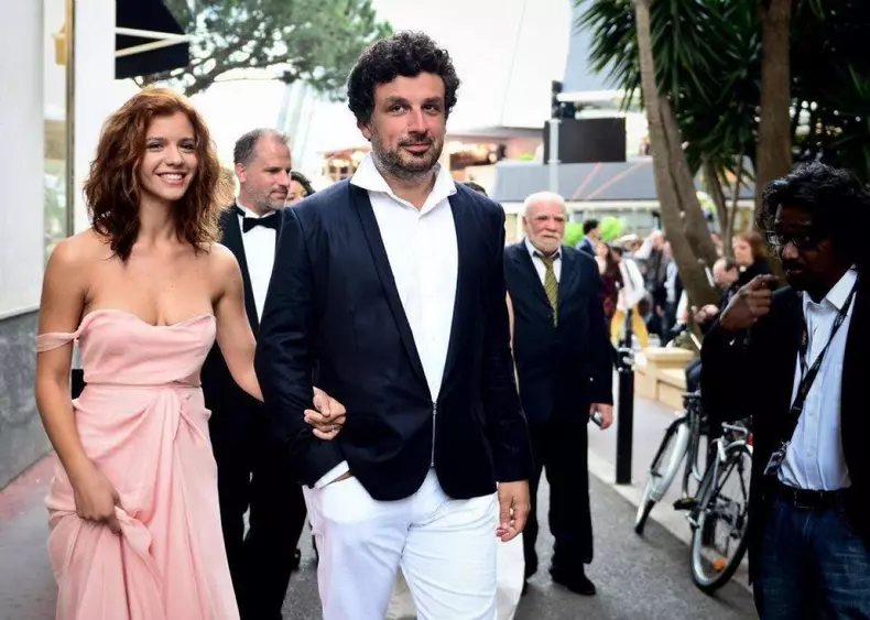 media-147514923785410200