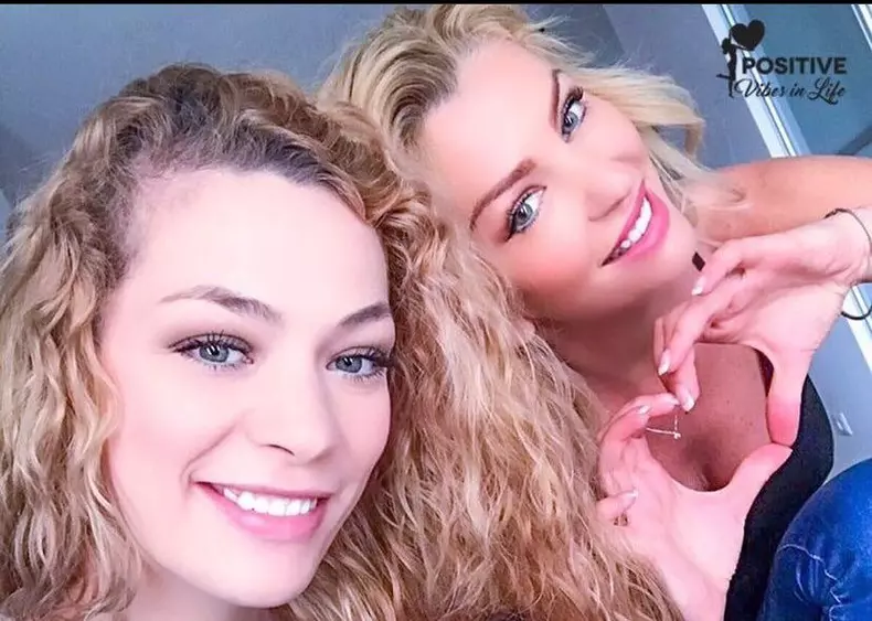 cristina si gabriela