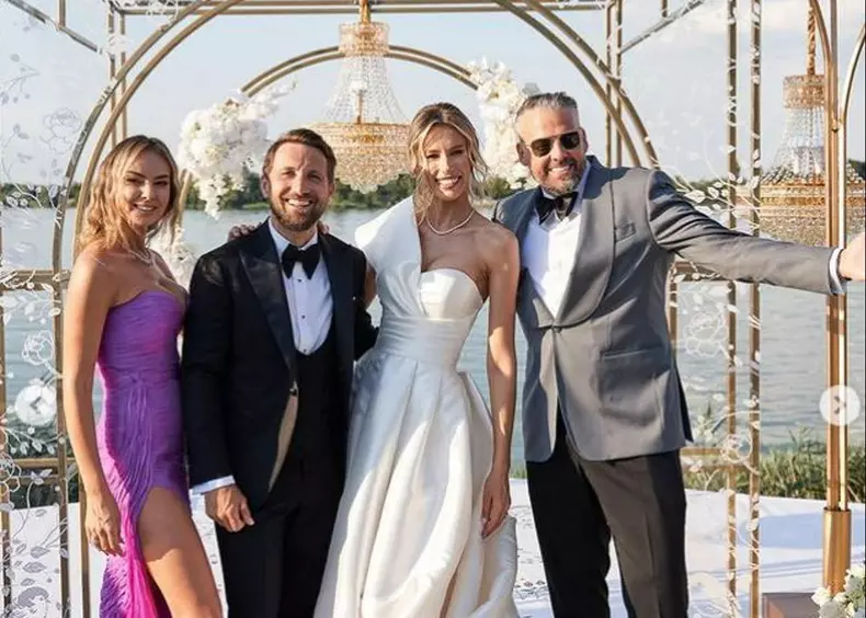 Mesajul emoționant al nașei Roxana Ionescu. Ce le-a transmis lui Dani Oțil și Gabrielei Prisăcariu după nuntă