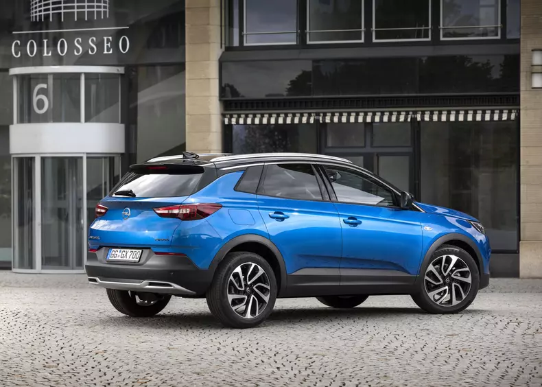 Stylish, functional Opel Grandland X
