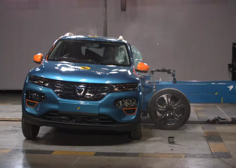 Dacia Spring crash_06