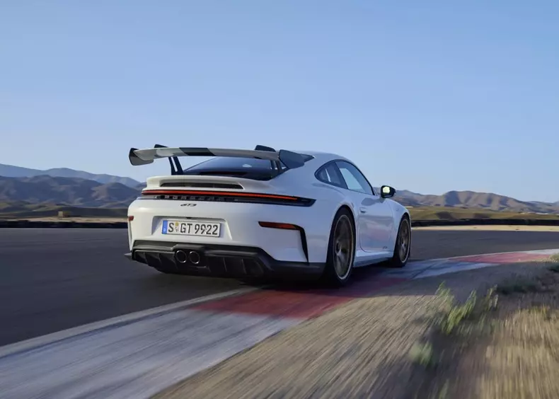 Porsche 911 GT3_JB_04