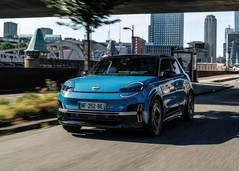 Nissan-Micra_EV-2026-1280-f27a671129f8bb948dbcc54ff139d36ceb