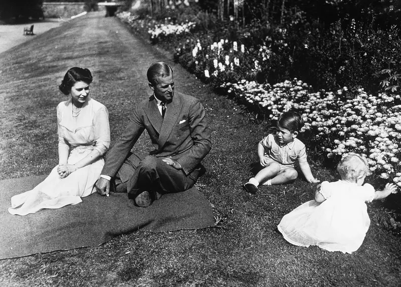 P_SS. ELIZABETH AND PRINCE PHILIP