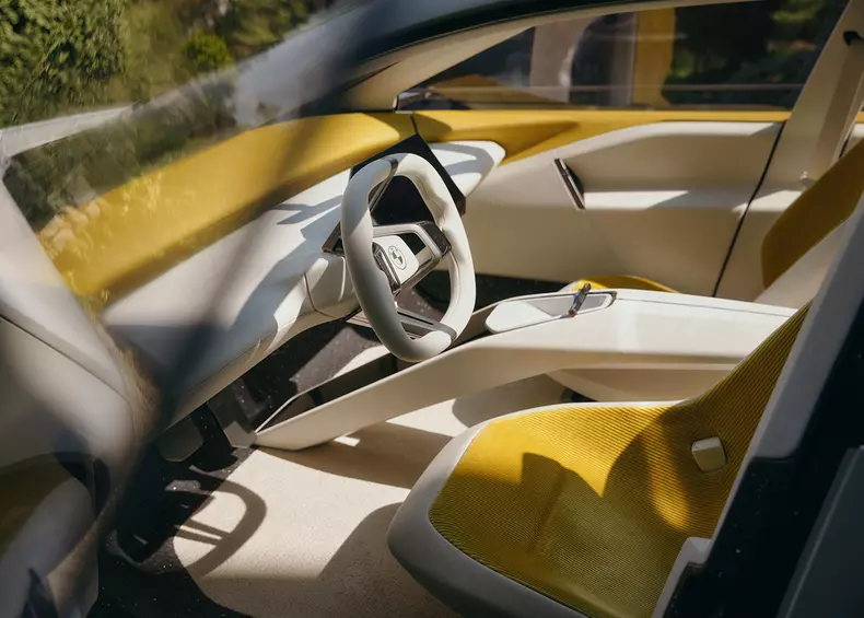 P90519779_highRes_bmw-vision-neue-klas