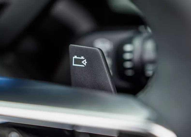 Nissan-Micra_EV-2026-HD-1933e3331bf25bbe7213827c8c97c7c50e4d313a7