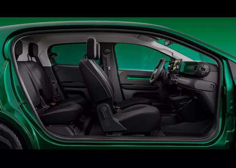 Renault-Twingo_E-Tech_EV-2027-HD-bad8ea751c03ea28947ffada3dc756cb1ebd2d7dd