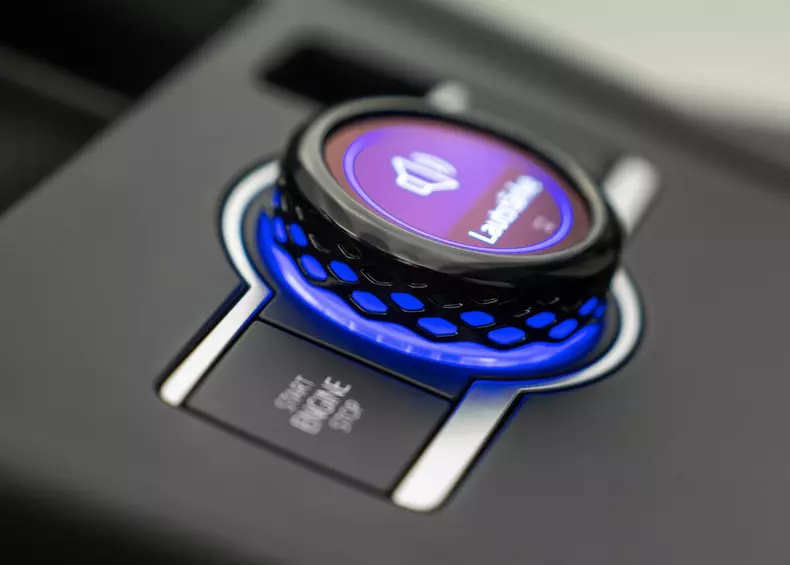 Volkswagen-T-Roc-2026-HD-e8ce4c451c099fd657a7bcf4da04c570341c14f67