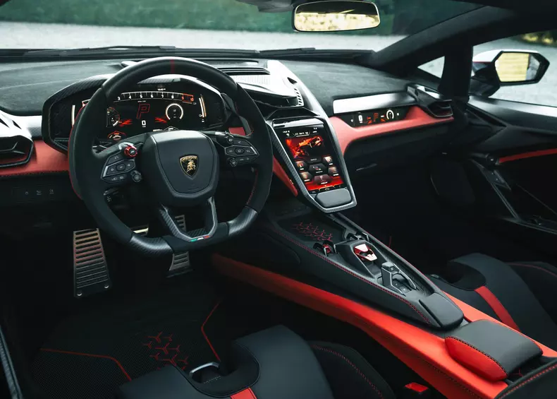 Lamborghini-Fenomeno_Roadster-2027-HD-d10dd49a1c45d1881acd3d2ba77eb2e191f157e1a