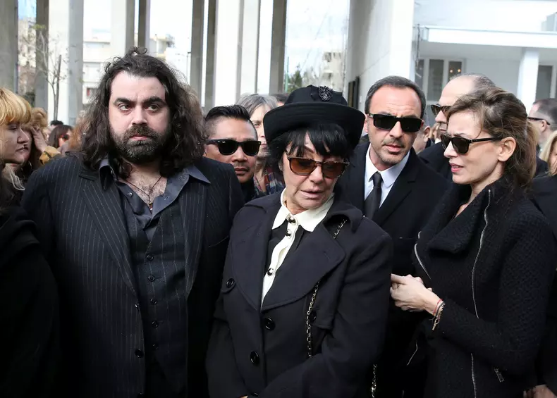 Cyril Roussos, fiul lui Demis Roussos. Emilie Roussos. fiica artistului și Marie, soția lui Demis Roussos