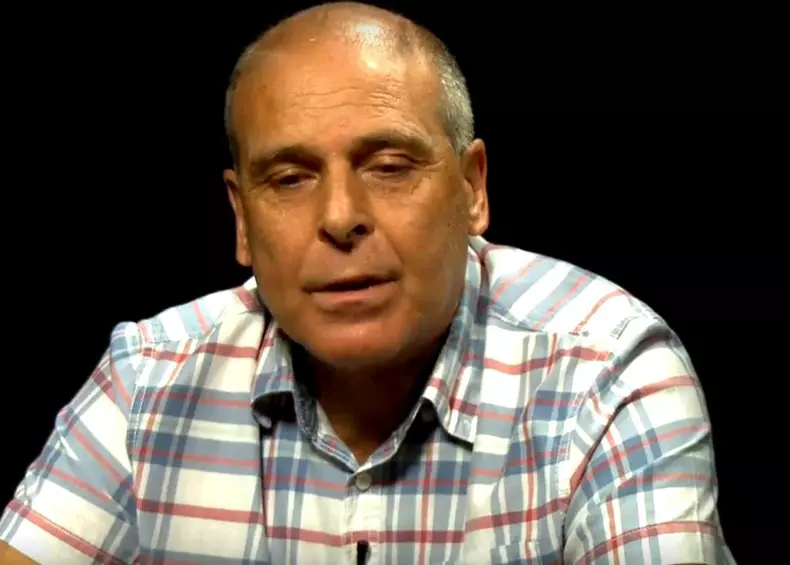 Virgil-Musta-3-1024x733