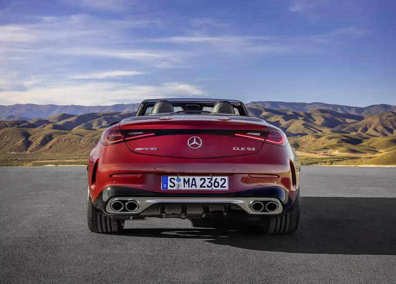 Das neue Mercedes-AMG CLE 53 4MATIC+ Cabriolet

The new Mercedes-AMG CLE 53 4MATIC+ Cabriolet