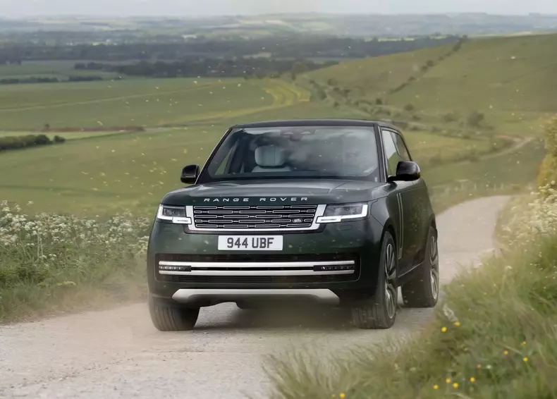 Land_Rover-Range_Rover_Electric-2027-HD-0c744db11c6c43a1d91303fc1842a0d83d0865b23