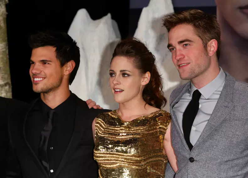 Rivalitatea dintre Taylor Lautner și Robert Pattinson  (11)