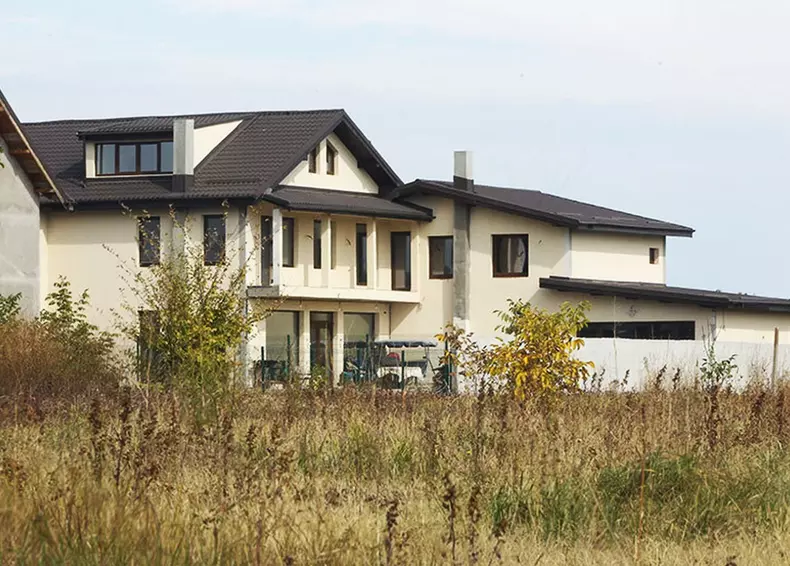 Ganrieșa Crsitea cas