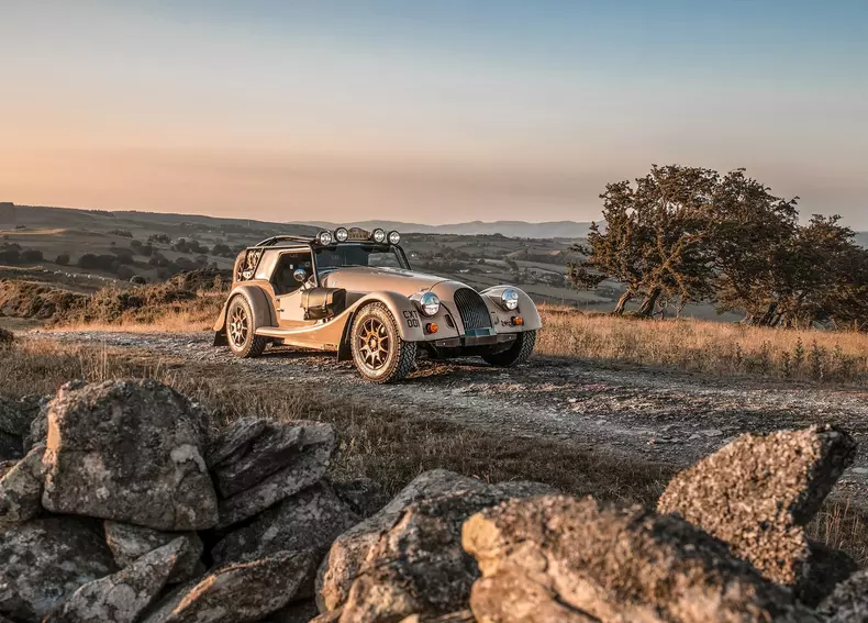 Morgan-Plus_Four_CX-T-2021-1600-0b