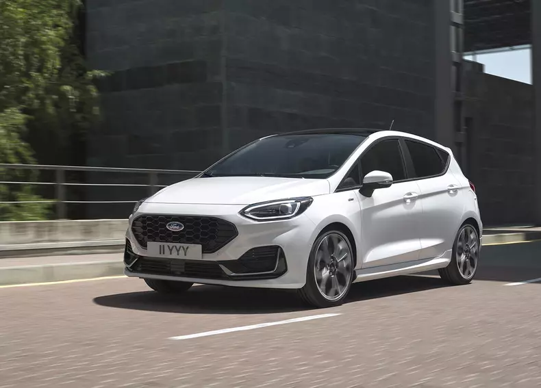 2021_FORD_FIESTA_ST-LINE_02