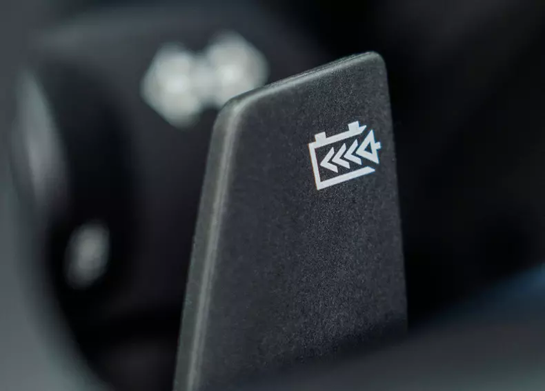 Nissan-Micra_EV-2026-1280-f10799d54e830e46ffb75504075326a917