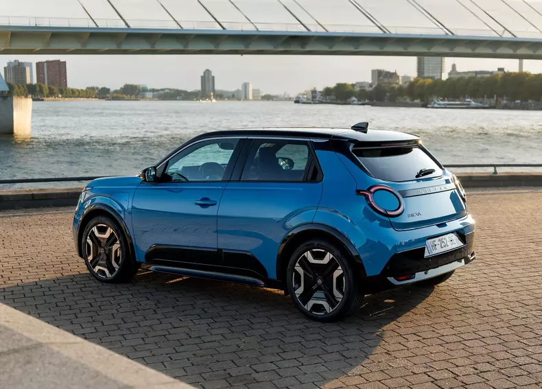 Nissan-Micra_EV-2026-HD-48f55d341bf2916de66493ef36e792aead66933a4