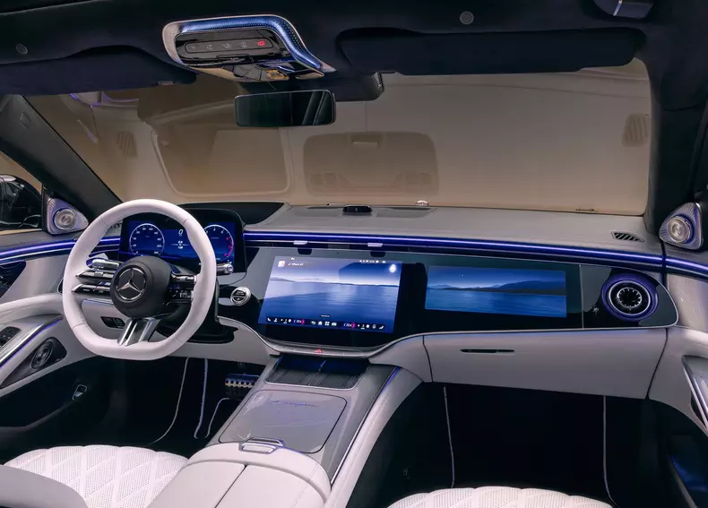 Mercedes-Benz-S-Class-2027-HD-40811d331c21fed1411d65d33730a1a04d6a40373