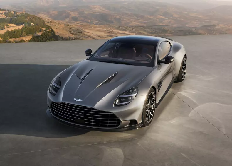 Aston-Martin-Vanquish-25_01