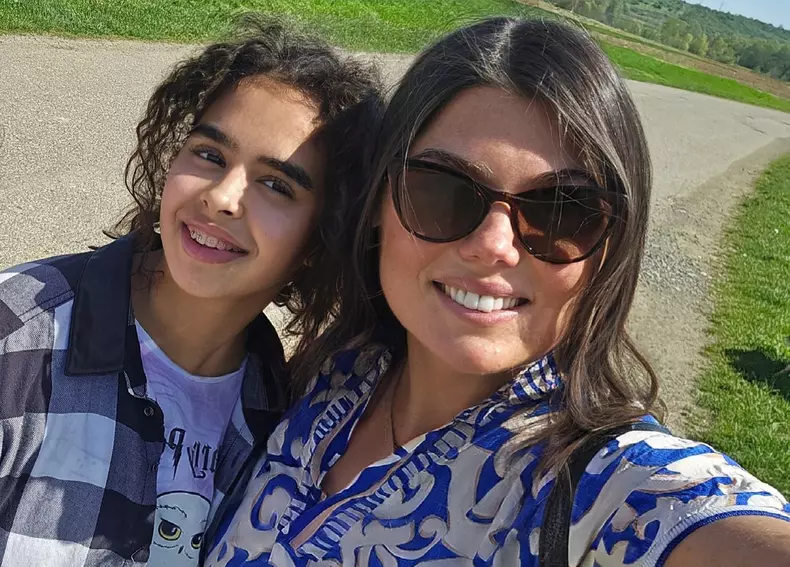 5. Paula Seling și fiica ei