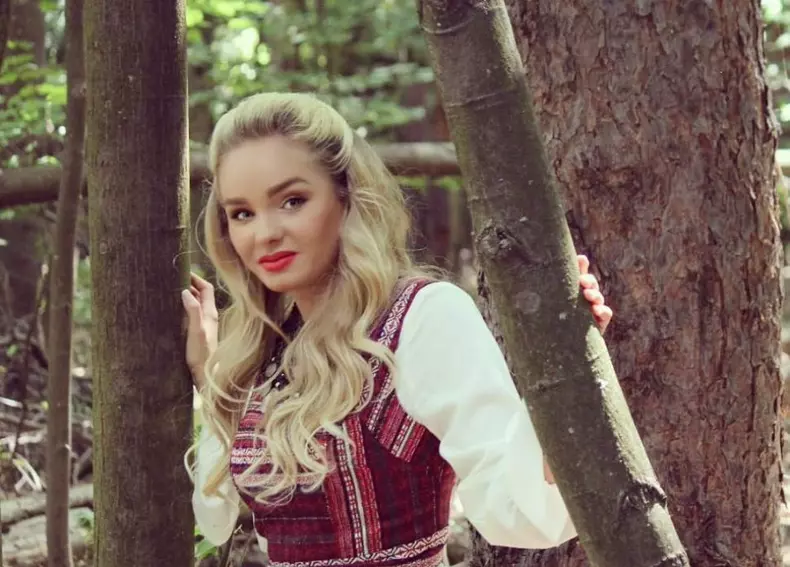 edef52be9fc6f1a82e60e6585535f01dmaxim