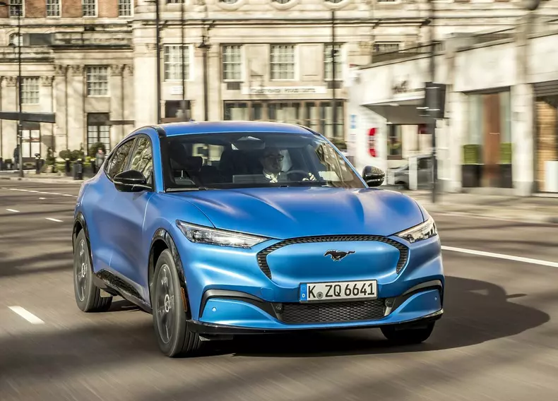 Ford-Mustang_Mach-E-2021-1600-1d