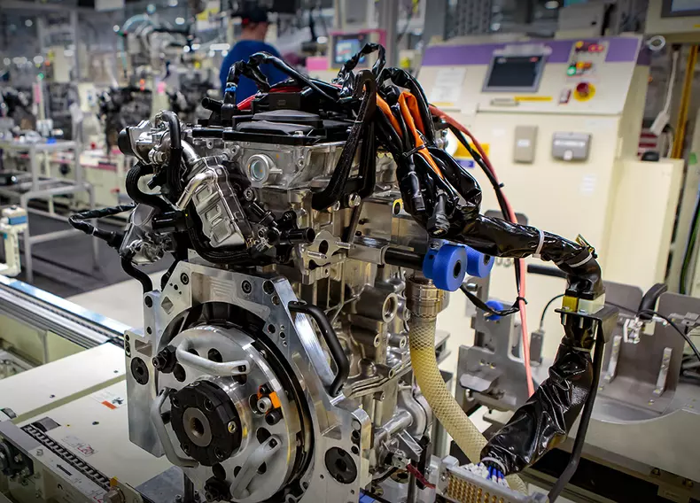 Toyota Motor Manufacturing Poland. Nowa hala montażu silników elektrycznych