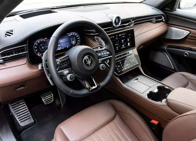 Maserati-Grecale-2023-HD-6eeeec9f1c03e875c4b9ad33bf30b6f7a83061288