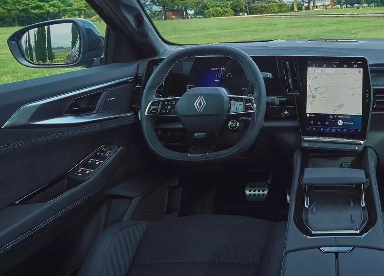 Renault-Austral-2026-HD-4a1e10561c08fa4150d3e9249181d4f6e423b5ac6